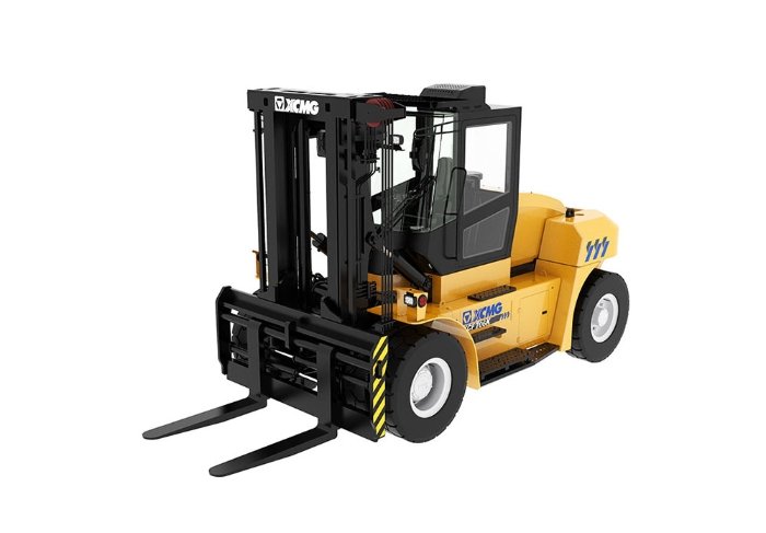 Counterbalanced forklift XCF706K